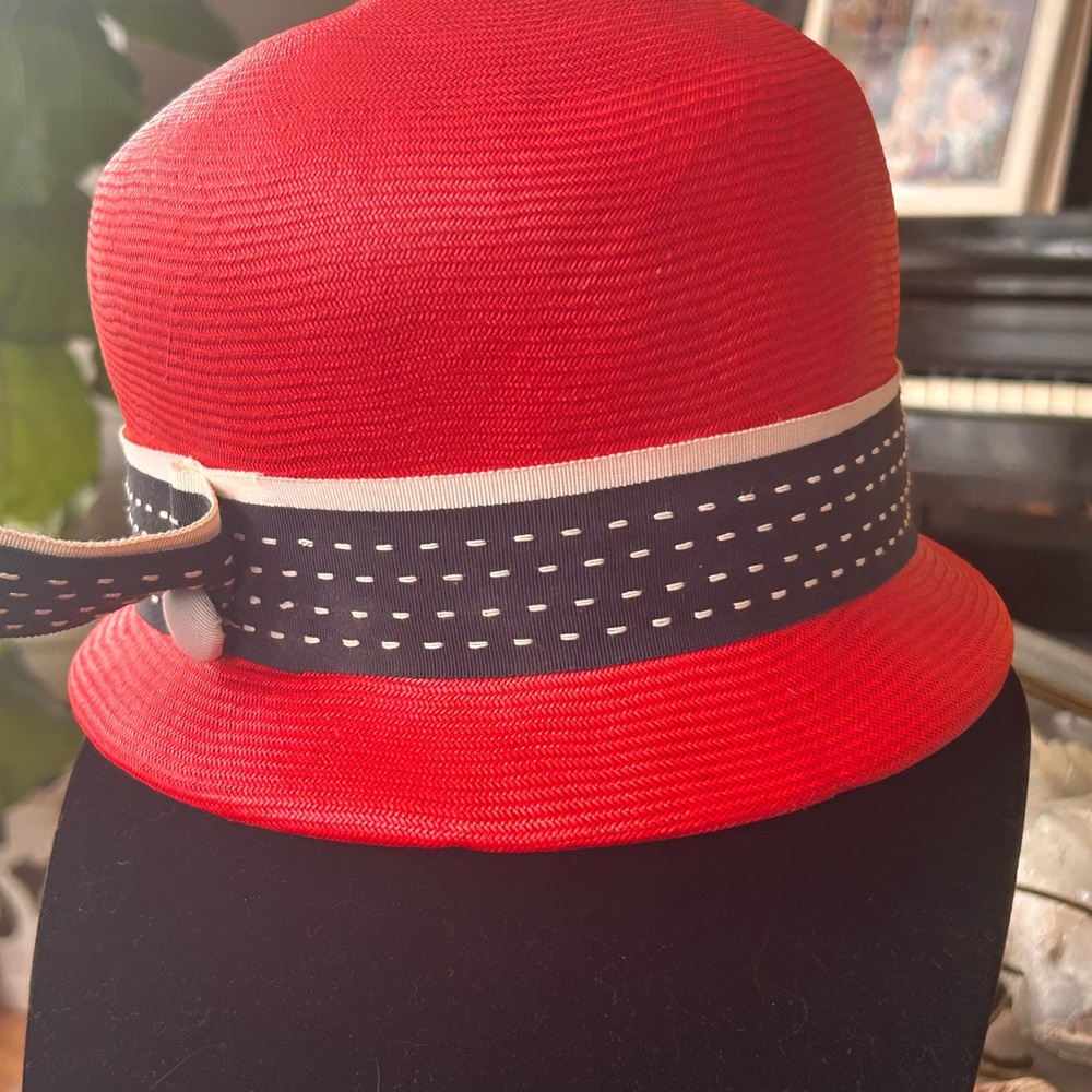 VTG Women's Straw Cloche Hat